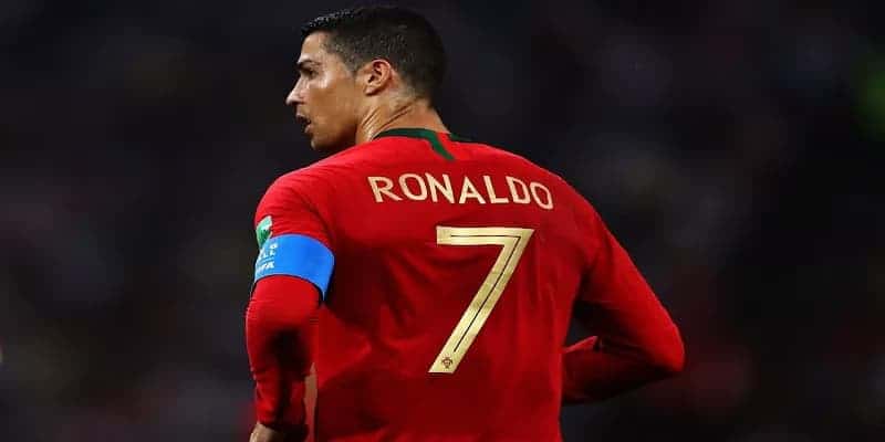 CR7 Và Ước Mơ Vô Địch World Cup Cùng Với Tuyển Bồ Đào Nha 6 Nói lời chia tay với màu áo bã trầu